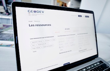 Accès à des ressources informationnelles renforcé et facilité sur le site GeoDEV